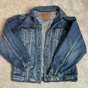 american eagle distressed denim oversized boyfriend fit jean jacket